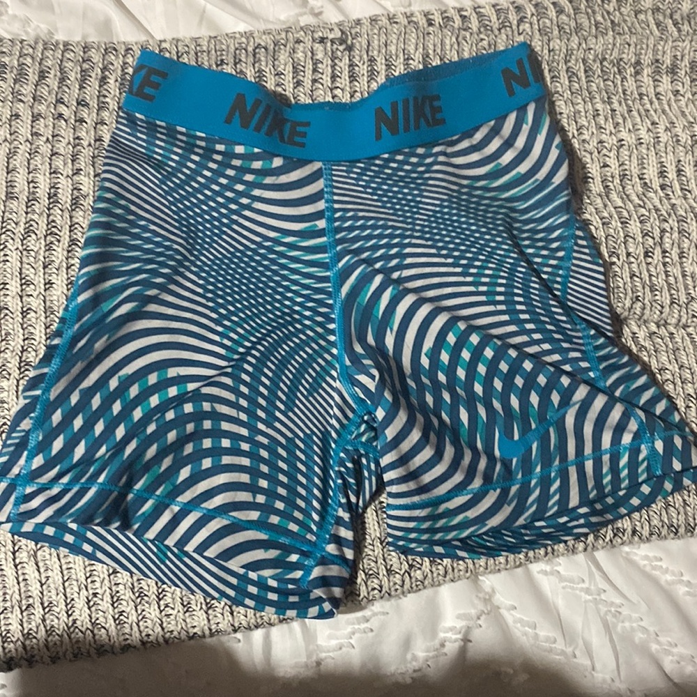 nike- shorts